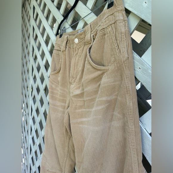 Free people Good Luck Mid-Rise Cord Barrel Jeans - Picture 7 of 8